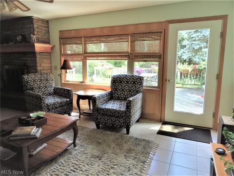 305 Hamilton Cir, Elyria, OH 44035 photo 19