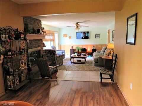 305 Hamilton Cir, Elyria, OH 44035 photo 18