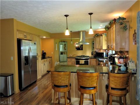 305 Hamilton Cir, Elyria, OH 44035 photo 16