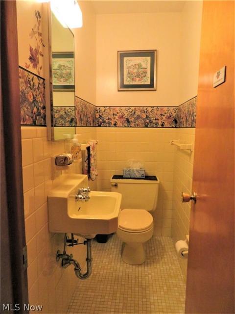 305 Hamilton Cir, Elyria, OH 44035 photo 21
