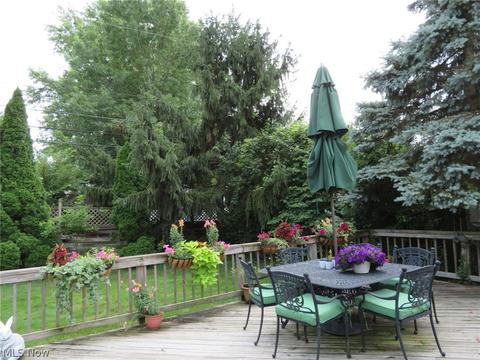 305 Hamilton Cir, Elyria, OH 44035 photo 5