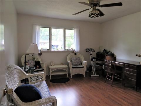 305 Hamilton Cir, Elyria, OH 44035 photo 30