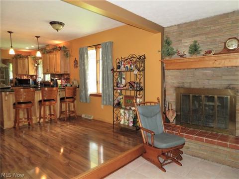 305 Hamilton Cir, Elyria, OH 44035 photo 17