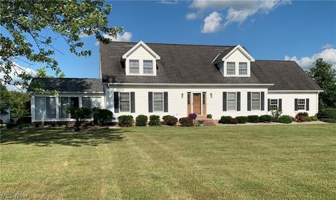 1668 Lyon Rd, Willard, OH 44890 photo 1