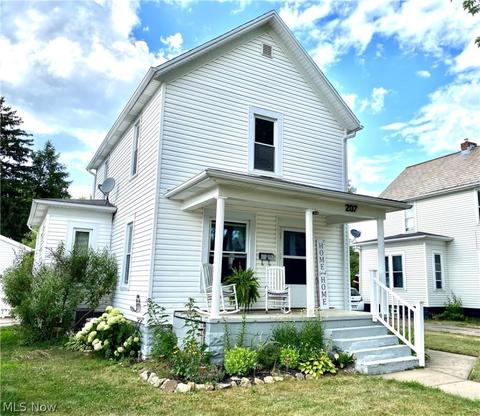 207 E Slingluff Ave, Dover, OH 44622 photo 1