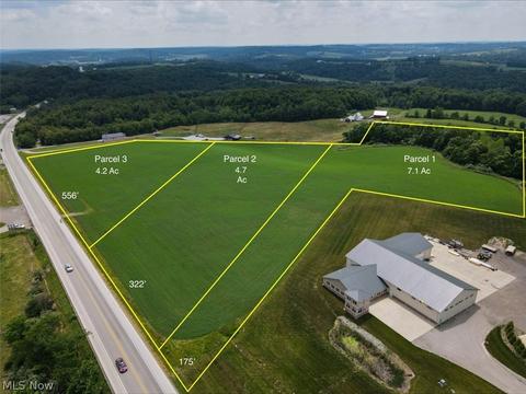 17307 Dover Rd, Dundee, OH 44624 photo 1