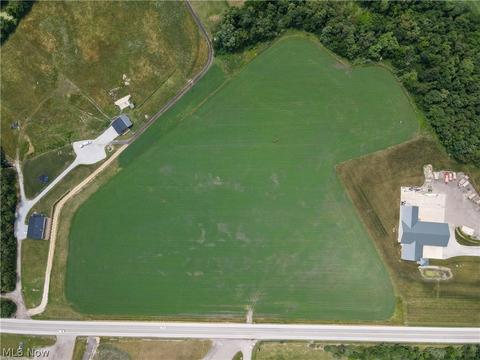 17307 Dover Rd, Dundee, OH 44624 photo 7
