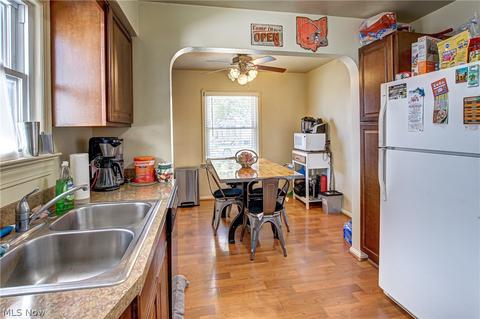 5415 Forest Ave, Parma, OH 44129 photo 5