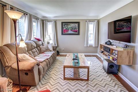 5415 Forest Ave, Parma, OH 44129 photo 9