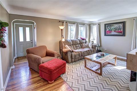 5415 Forest Ave, Parma, OH 44129 photo 8