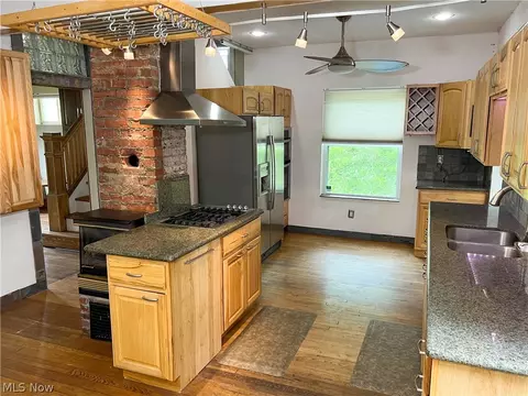 29 Snyder Ave, Struthers, OH 44471 photo 10