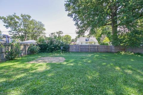 1137 Bell Ct, Elyria, OH 44035 photo 22