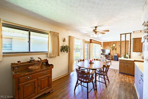 3842 Edgewood Dr, Lorain, OH 44053 photo 7