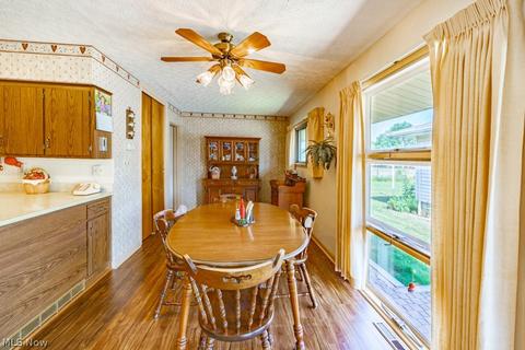 3842 Edgewood Dr, Lorain, OH 44053 photo 6