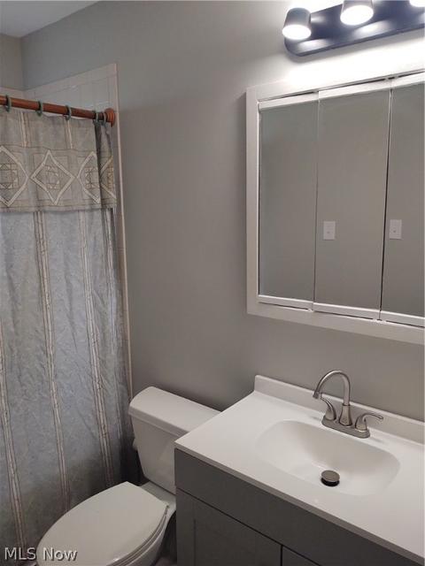 285 E 280th St, Euclid, OH 44132 photo 9