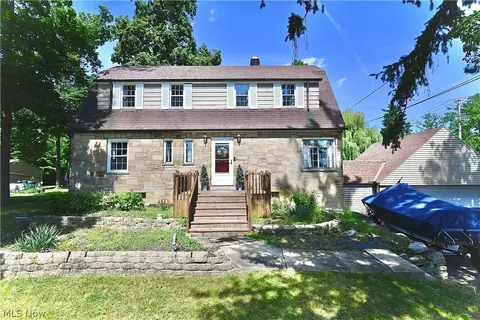 1963 E Sprague Rd, Seven Hills, OH 44131 photo 1