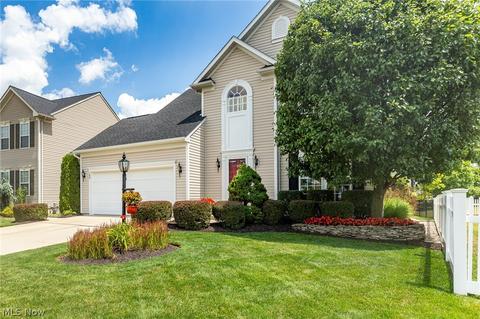 100 Stonepointe Dr, Berea, OH 44017 photo 22
