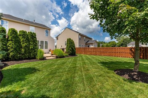 100 Stonepointe Dr, Berea, OH 44017 photo 27