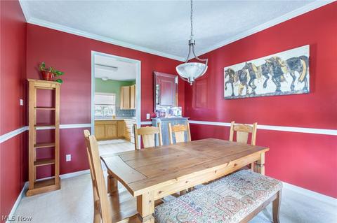 100 Stonepointe Dr, Berea, OH 44017 photo 4