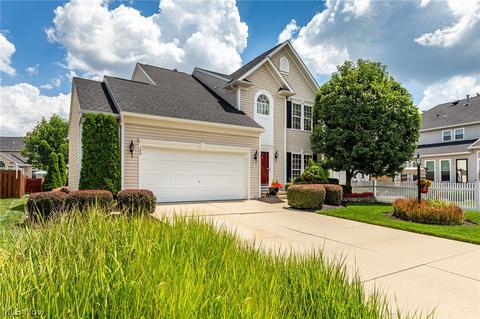100 Stonepointe Dr, Berea, OH 44017 photo 23
