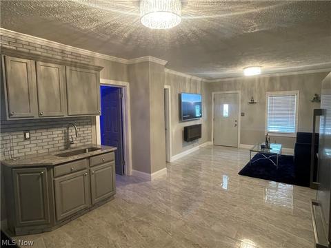 603 E 35th St, Lorain, OH 44055 photo 8