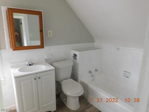 809 Spring St, Conneaut, OH 44030 photo 14