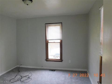 809 Spring St, Conneaut, OH 44030 photo 17