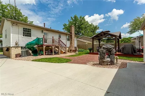 913 Salem Ave, Elyria, OH 44035 photo 31