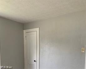 719 Evans Ave, Akron, OH 44310 photo 6