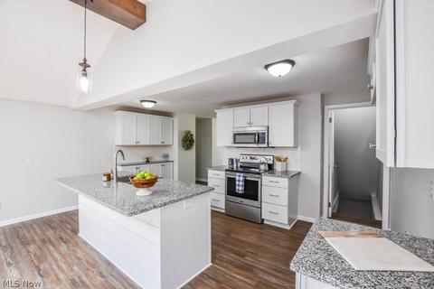 146 Mount Marie Ave NW, Canton, OH 44708 photo 7