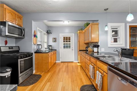 121 Eastern Heights Blvd, Elyria, OH 44035 photo 20