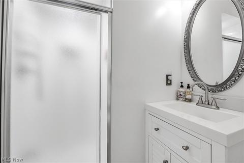 340 Crestview Dr, Elyria, OH 44035 photo 18