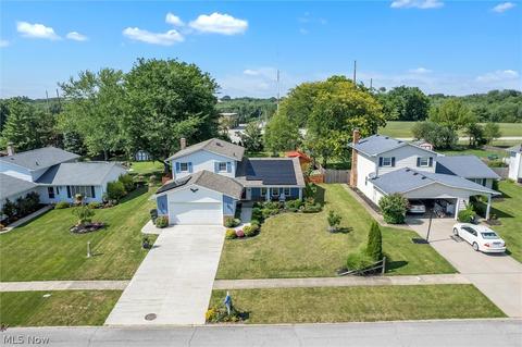 340 Crestview Dr, Elyria, OH 44035 photo 1