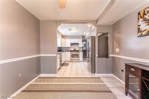 2144 E 39th St, Lorain, OH 44055 photo 18