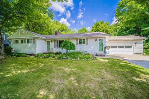 635 Holden Dr, Ashtabula, OH 44004 photo 1