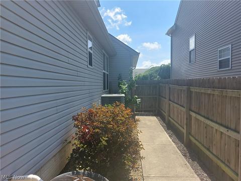 4570 Fields Way, Lorain, OH 44053 photo 28
