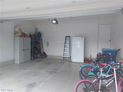 4570 Fields Way, Lorain, OH 44053 photo 4