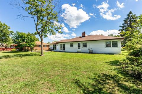 1089 Hillside Rd, Seven Hills, OH 44131 photo 17