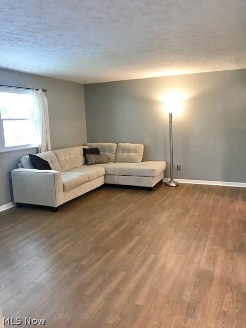 614 Meadowridge Ave NW, Canton, OH 44708 photo 10
