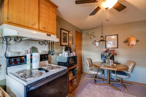 1452 Viola Pkwy NW, Canton, OH 44708 photo 12