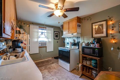 1452 Viola Pkwy NW, Canton, OH 44708 photo 14