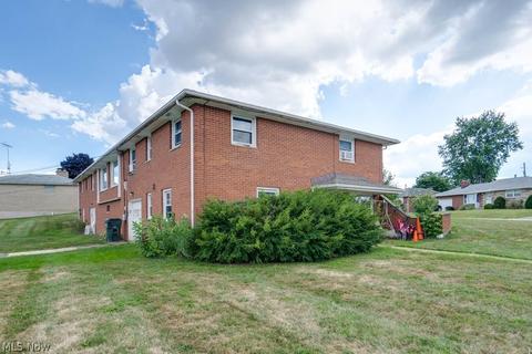 1452 Viola Pkwy NW, Canton, OH 44708 photo 4