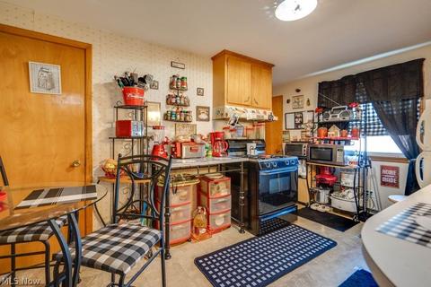 1452 Viola Pkwy NW, Canton, OH 44708 photo 25