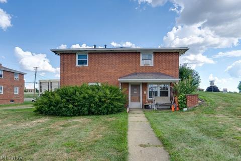 1452 Viola Pkwy NW, Canton, OH 44708 photo 3