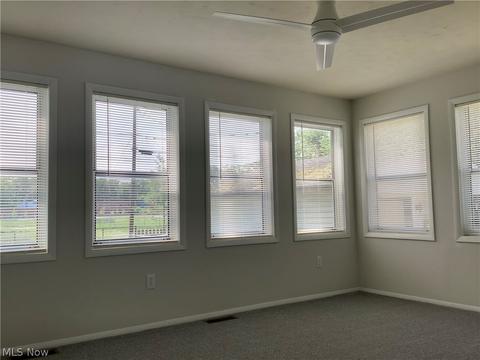 455 Cambridge Ave, Elyria, OH 44035 photo 6