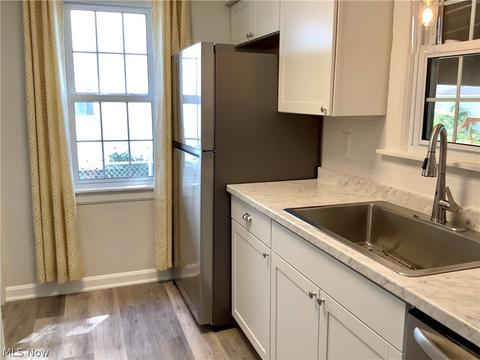 455 Cambridge Ave, Elyria, OH 44035 photo 13