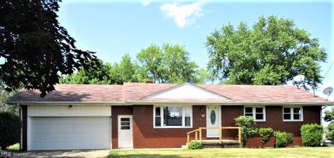 549 Maplewood Ave, Struthers, OH 44471 photo 2