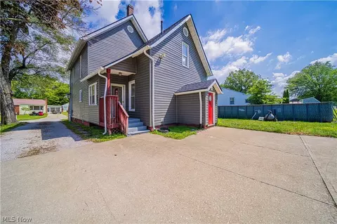1124 E 17th St, Ashtabula, OH 44004 photo 31