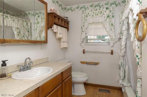 425 E Florida Ave, Sebring, OH 44672 photo 14