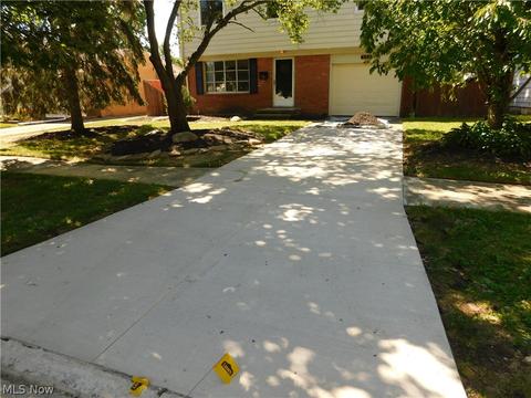 925 Wilder Ave, Elyria, OH 44035 photo 3